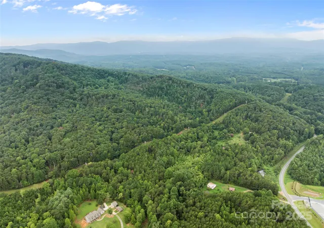 Photo 3 of Sale Pending at 823 Silver Creek Rd, Mill Spring, NC 28756 | MLS# 4293994 | Listing updated on 2026-10-20