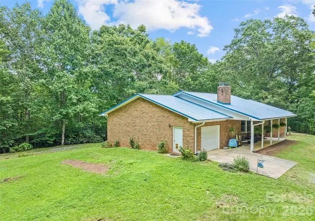 2nd image of 400 Sunset Hts, Canton, NC 28716 | MLS# 4294238