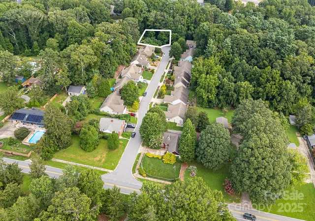 4th image of 14 Catalina Ct, Asheville, NC 28806 | MLS# 4294510