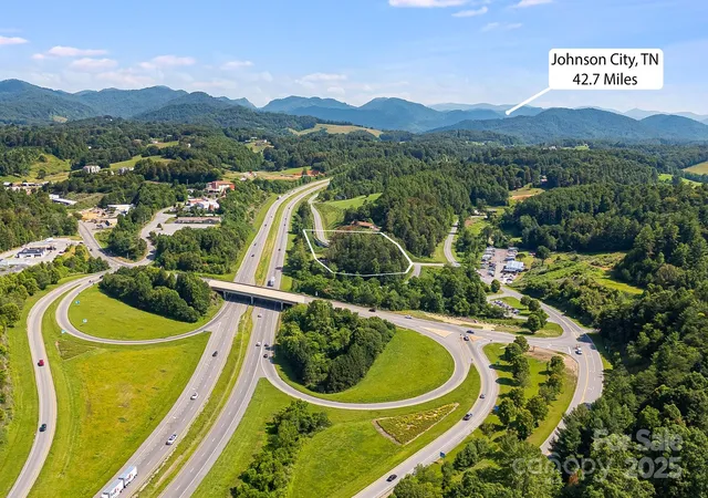 Photo 3 of Land for sale at 1672 Crossroads Pkwy, Mars Hill, NC 28754 | MLS# 4296122 | Listing updated on 2026-08-31