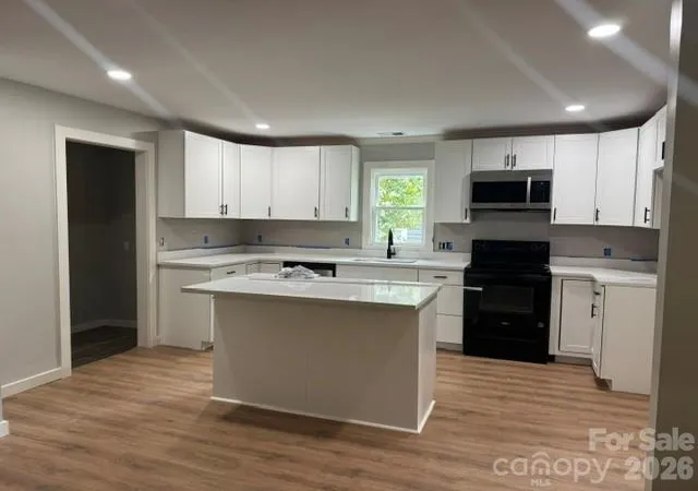 Photo 1 of Single family home for sale at 816 Miller St, Gastonia, NC 28052 | MLS# 4297587 | Listing updated on 2026-10-05