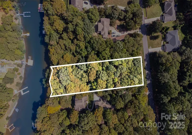 2nd image of 8068 Summit Ridge Dr, Catawba, NC 28609 | MLS# 4298207