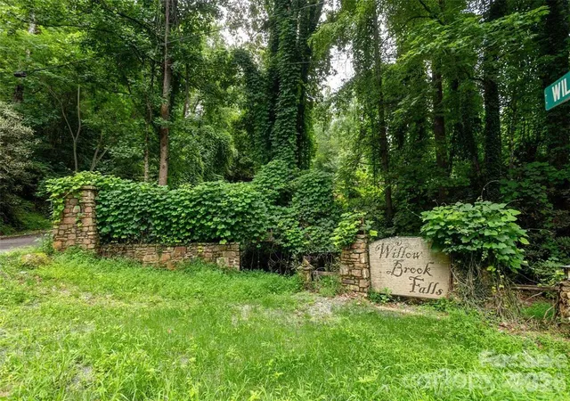 Homes for sale in Hendersonville, NC | 00 Willow Brook Falls #3, Hendersonville, NC 28739 | MLS# 4298556