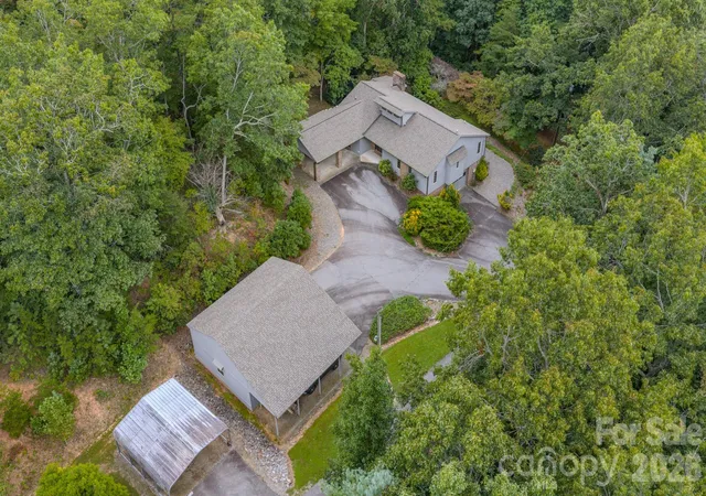 Homes for sale in Black Mountain, NC | 452 Cragmont Rd, Black Mountain, NC 28711 | MLS# 4299091