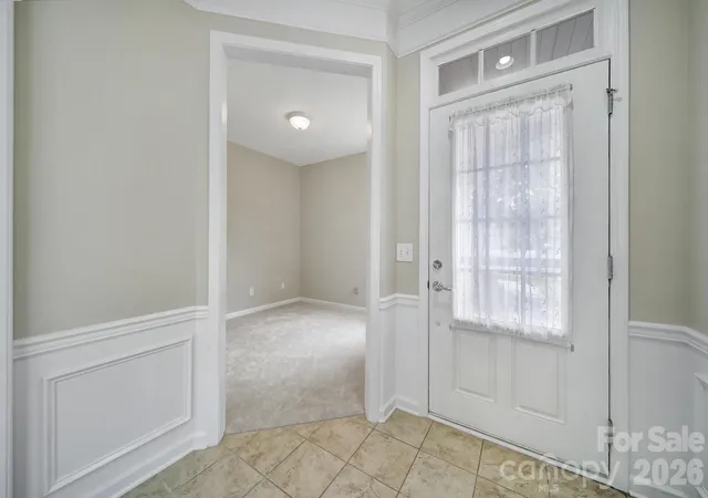 Photo 4 of Single family home for sale at 5018 Grandview Dr, Fort Mill, SC 29707 | MLS# 4299225 | Listing updated on 2026-08-30
