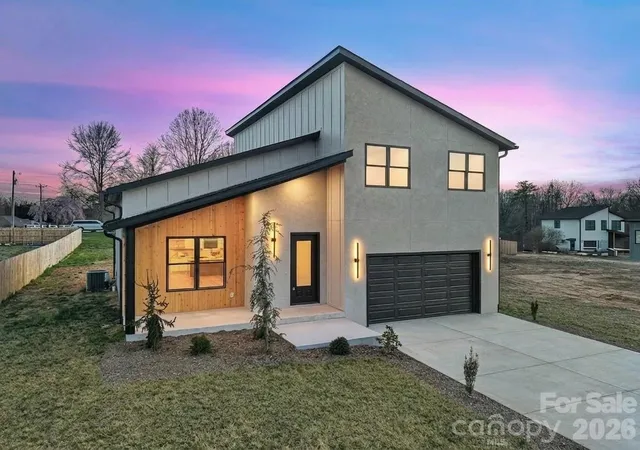 31st image of 760 New Hope Rd, Flat Rock, NC 28731 | MLS# 4299455