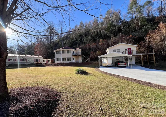 Photo 1 of Single family home for sale at 214 Locust Cvs Rd, Marion, NC 28752 | MLS# 4300919 | Listing updated on 2026-05-11