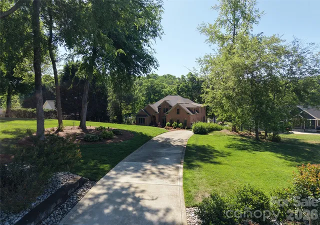 Photo 4 of Single family home for sale at 107 Nautilus Ct, Troutman, NC 28166 | MLS# 4300981 | Listing updated on 2026-08-13