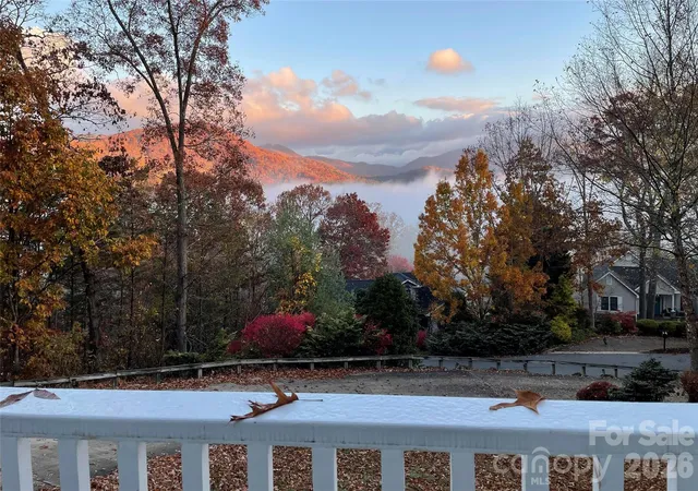 Photo 2 of Single family home for sale at 23 Clear Vista Dr, Asheville, NC 28805 | MLS# 4301123 | Listing updated on 2026-10-03