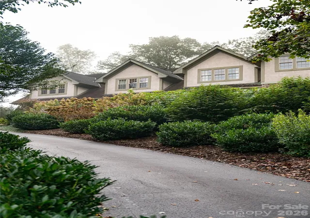 Photo 2 of Mansion for sale at 53 Cedar Hl Dr, Asheville, NC 28803 | MLS# 4301741 | Listing updated on 2026-08-31