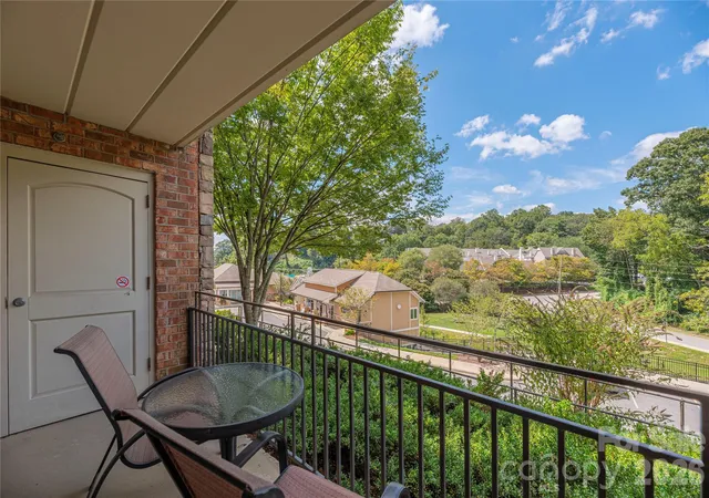 Homes for sale in Asheville, NC | 114 Bowling Park Rd, Asheville, NC 28803 | MLS# 4302722