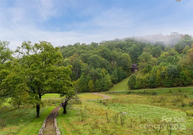 Photo 5 of Single family home for sale at 635 Whisper Mountain Dr, Leicester, NC 28748 | MLS# 4302796 | Listing updated on 2026-09-03