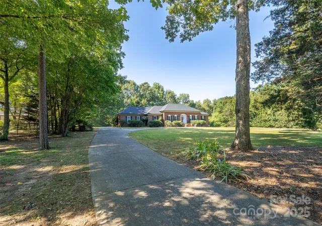 3rd image of 124 Windsor Greene Dr, Monroe, NC 28110 | MLS# 4302821
