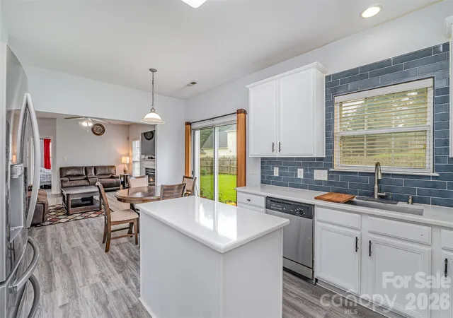 2nd image of 2823 Oakdale Pasture Dr, Charlotte, NC 28216 | MLS# 4303288