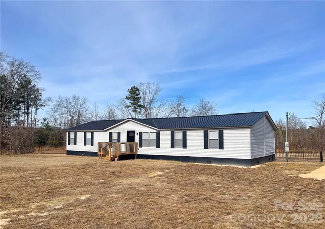 Photo 1 of Single family home for sale at 2976 Stephens Rd, Bethune, SC 29009 | MLS# 4303848 | Listing updated on 2026-10-02