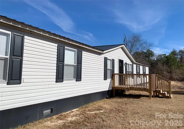 Photo 3 of Single family home for sale at 2976 Stephens Rd, Bethune, SC 29009 | MLS# 4303848 | Listing updated on 2026-10-02