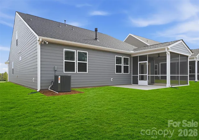 Photo 3 of Sale Pending at 1060 Arundle Rd, Sherrills Ford, NC 28673 | MLS# 4304604 | Listing updated on 2026-10-12