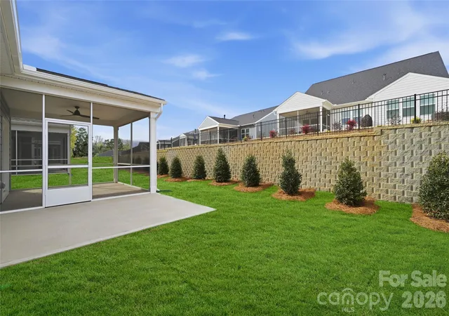 Photo 4 of Sale Pending at 1060 Arundle Rd, Sherrills Ford, NC 28673 | MLS# 4304604 | Listing updated on 2026-10-12