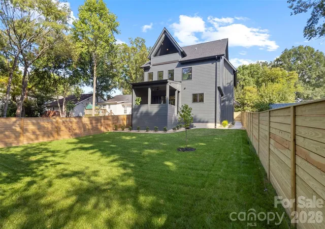 2nd image of 1613 Umstead St, Charlotte, NC 28205 | MLS# 4305021