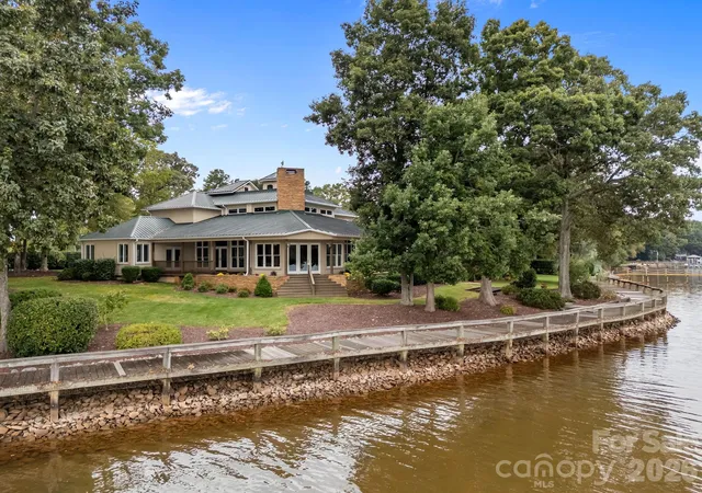 Photo 3 of Single family home for sale at 1890 Yacht Clb Dr, Denver, NC 28037 | MLS# 4305437 | Listing updated on 2026-09-16