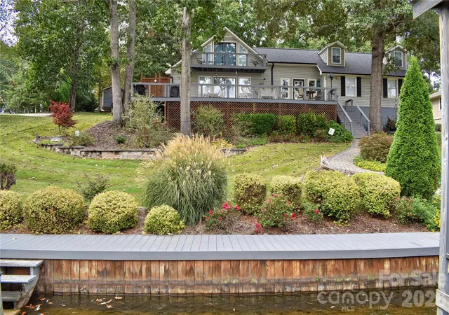 Homes for sale in Badin Lake, NC | 117 Sunrise Pt, Badin Lake, NC 28127 | MLS# 4306382