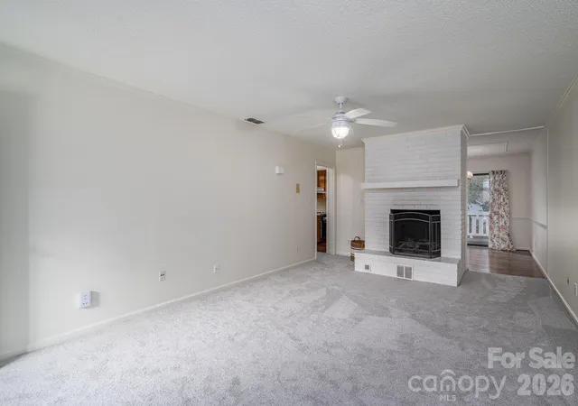 Homes for sale in Gastonia, NC | 815 Jamestown Dr, Gastonia, NC 28056