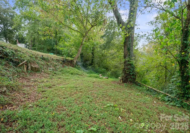 Homes for sale in Lincolnton, NC | 801 N Grove St, Lincolnton, NC 28092 | MLS# 4306800