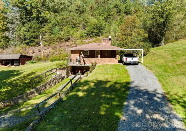 Photo 2 of Single family home for sale at 1623 Ammons Branch Rd, Marshall, NC 28753 | MLS# 4307032 | Listing updated on 2026-10-08