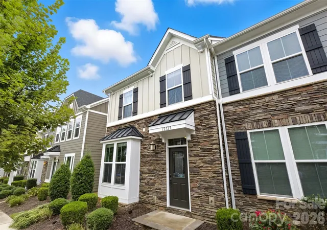 Homes for sale in Huntersville, NC | 12725 Glowing Peak Rd, Huntersville, NC 28078 | MLS# 4307179