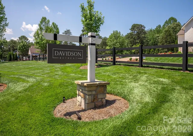 Photo 3 of Sale Pending at 134 Willow View Loop #1, Davidson, NC 28036 | MLS# 4307195 | Listing updated on 2026-09-22