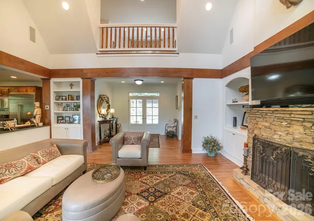 Photo 2 of Sale Pending at 1513 Brentwood Pl, Morganton, NC 28655 | MLS# 4307275 | Listing updated on 2026-09-01
