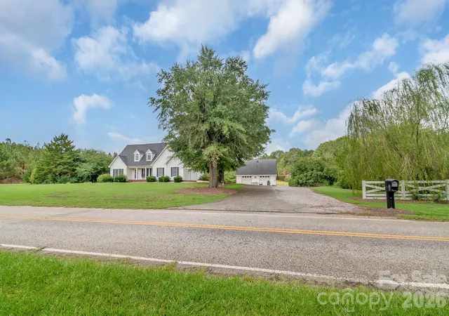 Photo 4 of Single family home for sale at 176 Griffin Rd, Pageland, SC 29728 | MLS# 4307354 | Listing updated on 2026-08-28