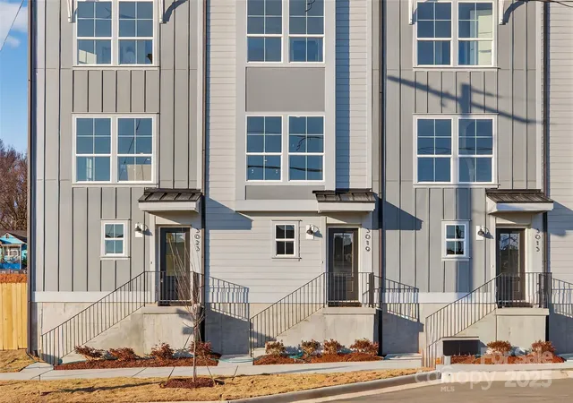 4th image of 3019 Casting St #8, Charlotte, NC 28206 | MLS# 4307540