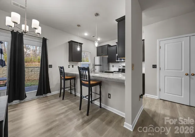 5th image of 8105 Alderton Ln, Charlotte, NC 28215 | MLS# 4307663