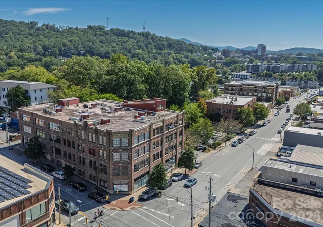 3rd image of 100 Coxe Ave, Asheville, NC 28801