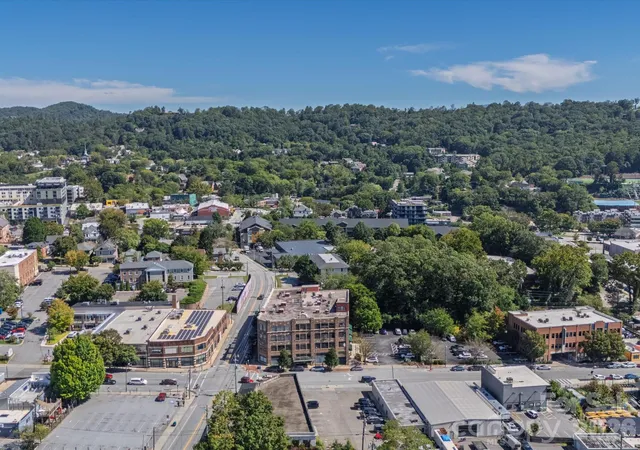 2nd image of 100 Coxe Ave, Asheville, NC 28801