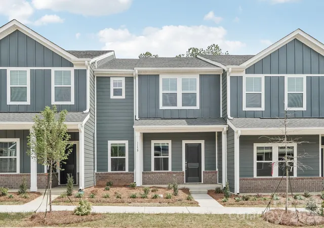 Townhouse for sale at 104 Ciara Pl #B, Mooresville, NC 28115 | MLS# 4308207