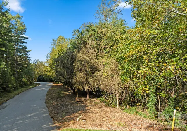 2nd image of 0 Cedar Hill Dr #24, Asheville, NC 28803 | MLS# 4308405