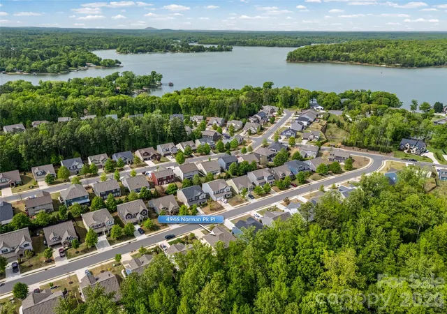 2nd image of 4946 Norman Park Pl, Lake Wylie, SC 29710 | MLS# 4308538