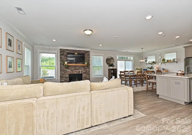 Photo 2 of Single family home for sale at 4025 Belle Landing Rd, Charlotte, NC 28270 | MLS# 4308851 | Listing updated on 2026-09-12