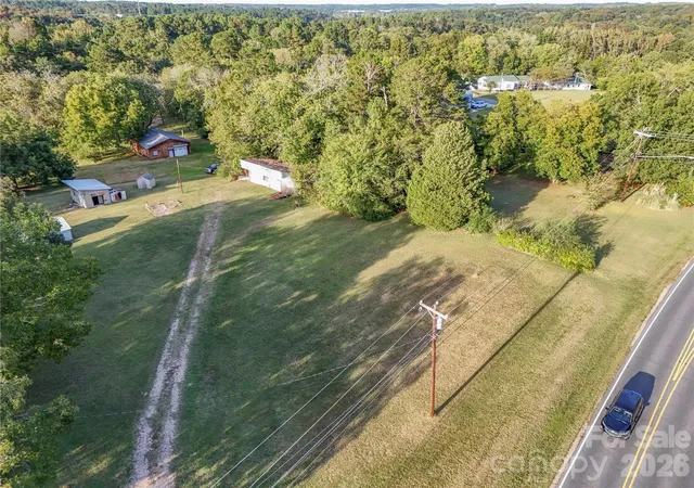 Photo 3 of Single family home for sale at 2495 Centergrove Rd, Kannapolis, NC 28083 | MLS# 4309361 | Listing updated on 2026-10-05