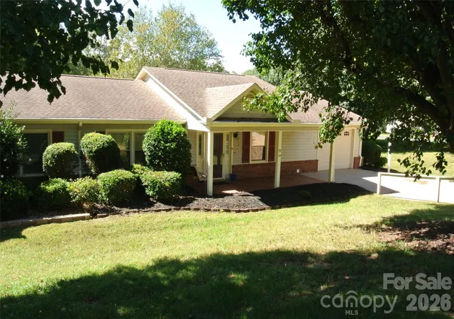 Photo 3 of Townhouse for sale at 112 Holly Ct, Bostic, NC 28018 | MLS# 4309584 | Listing updated on 2026-09-30