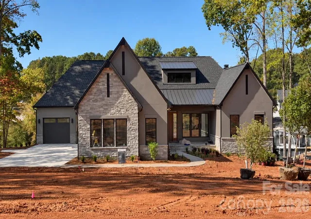 Photo 1 of Mansion for sale at 505 Kemp Rd, Mooresville, NC 28117 | MLS# 4309698 | Listing updated on 2026-10-15