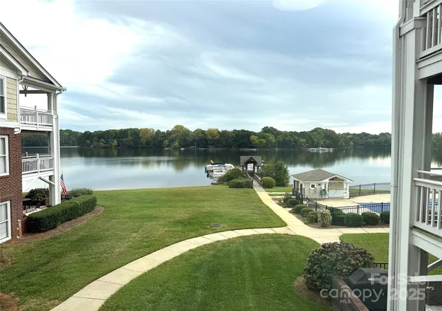 41st image of 930 Jetton St #20, Davidson, NC 28036 | MLS# 4309851