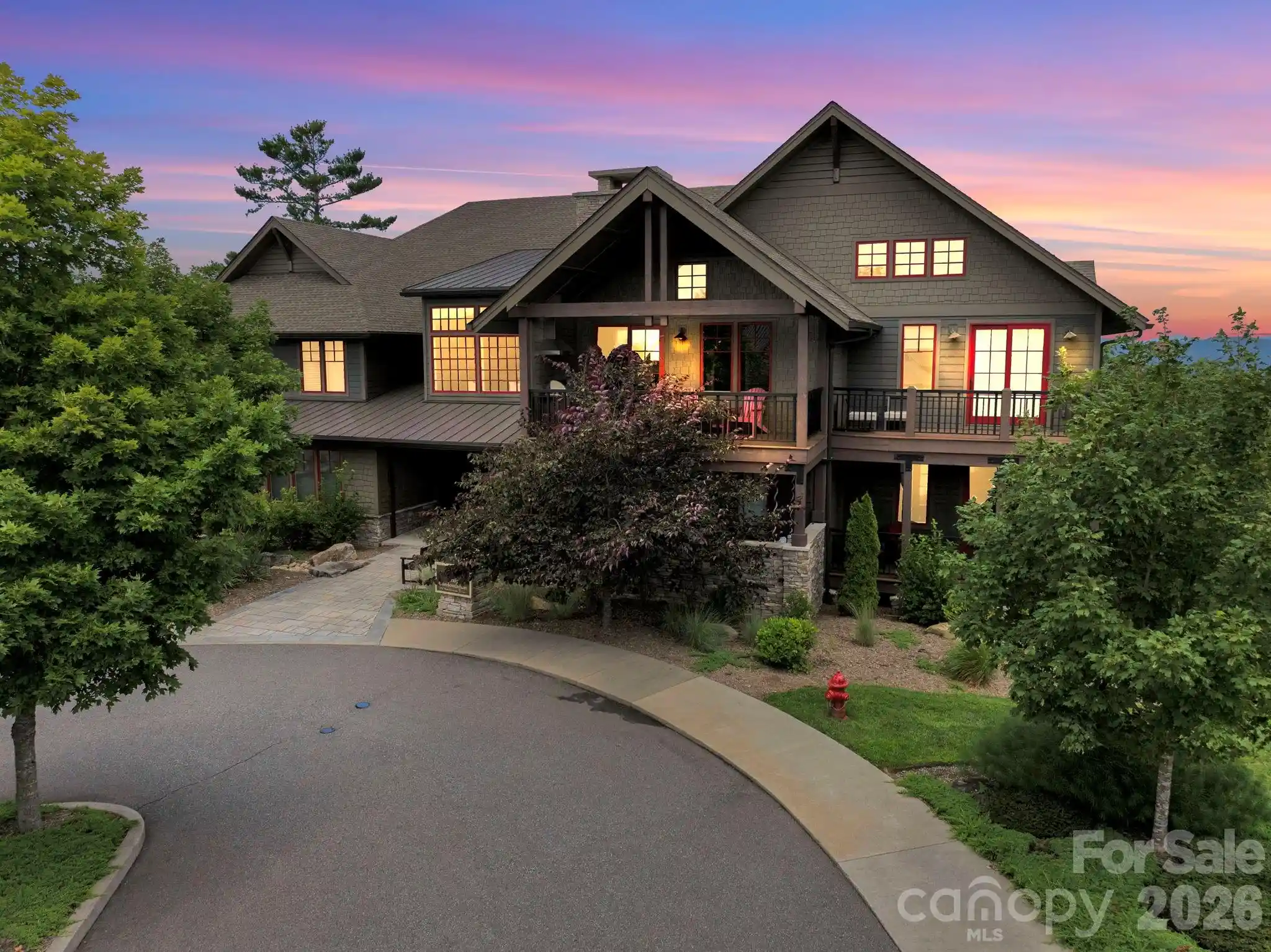 Listing Photo 2 - Condo for sale in 198 Ramblestone Ter located at 198 Ramblestone Ter, Boone, NC 28607 - Unit #203