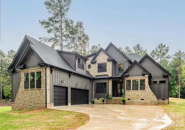 Photo 2 of Single family home for sale at 4488 Mirror Lake Dr, Catawba, NC 28609 | MLS# 4310131 | Listing updated on 2026-05-29