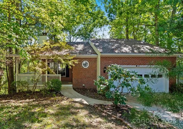 24th image of 28 Foxberry Dr, Arden, NC 28704 | MLS# 4310147