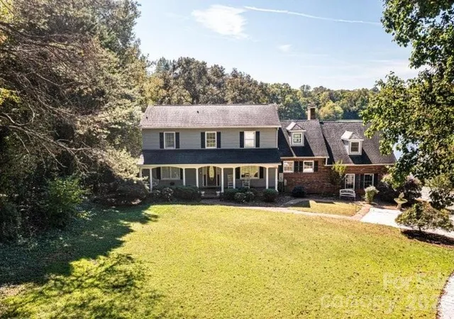 Photo 1 of Single family home for sale at 10 Riverview Cir, Granite Falls, NC 28630 | MLS# 4310334 | Listing updated on 2026-07-23