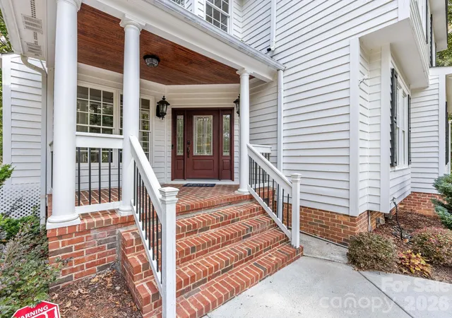 2nd image of 5619 Mountain Point Ln, Charlotte, NC 28216 | MLS# 4310798