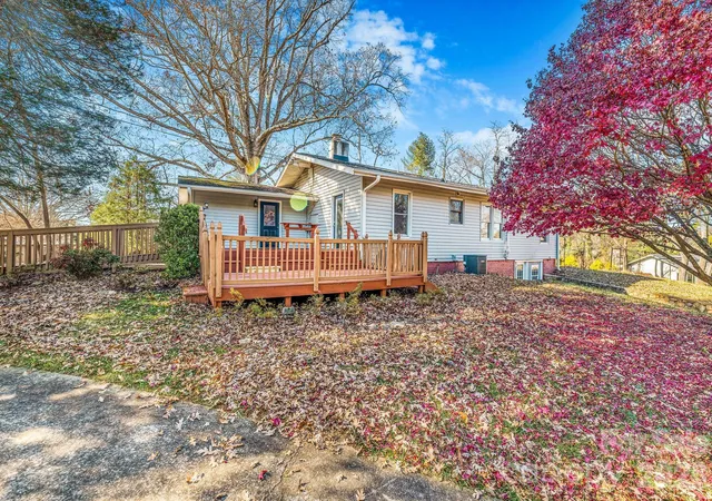 Photo 1 of Single family home for sale at 107 Woodland Church Rd, Clyde, NC 28721 | MLS# 4311054 | Listing updated on 2026-09-12